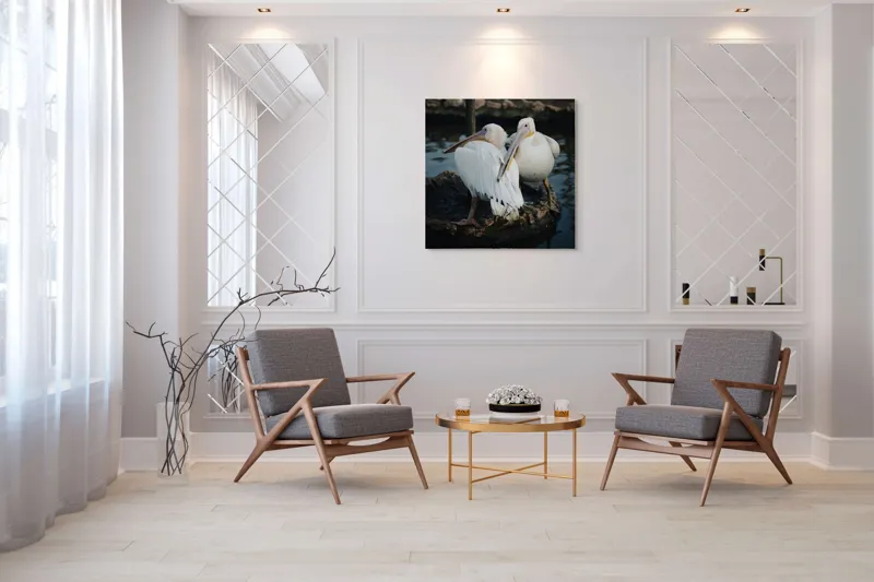 Tablou Canvas, "Pelicani în așteptarea apusului liniștit", Pelicani, Apă, Pene, Reflecție, Serenitate, Natură, Armonie, 100 x 100 cm – poza 7