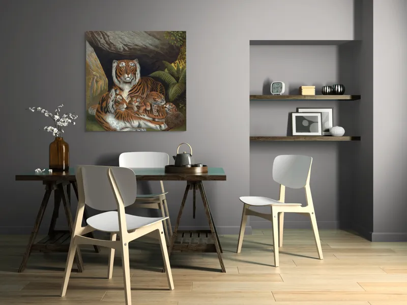 Tablou Canvas, "Tigrișorii alături de părinții lor grijulii", Tigru, Pui, Stânci, Vegetație, Familie, Blană, Striuri, Natură, Odihnă, Protecție, 100 x 100 cm – poza 6
