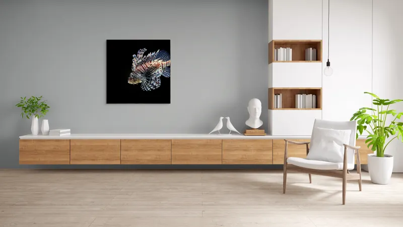 Tablou Canvas, "Peștișorul leu în adâncuri misterioase", Pește, Aripi, Dungi, Colorat, Elegant, Acvatic, Exotic, Spectaculos, Solitar, Plutire, 100 x 100 cm – poza 8