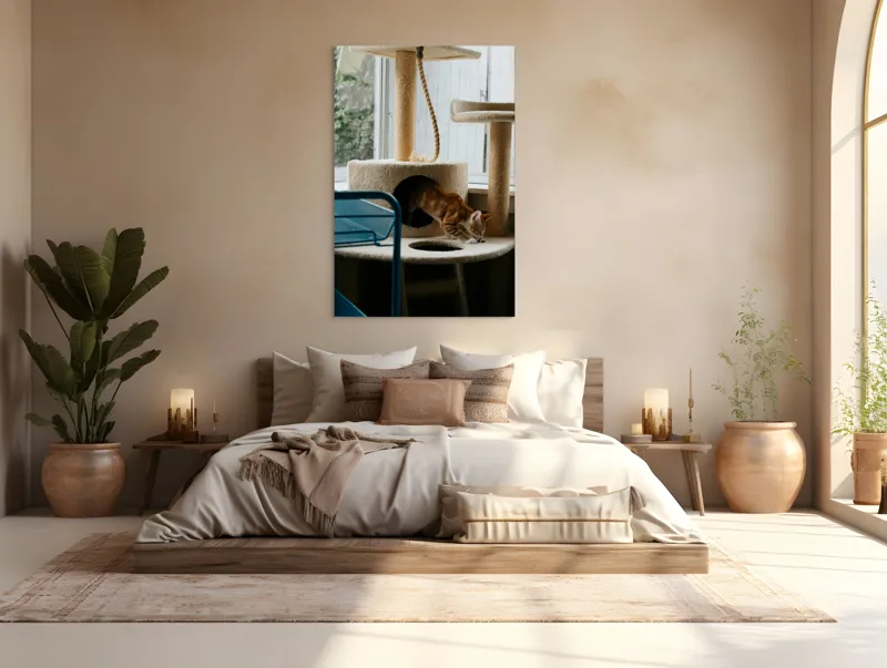 Tablou Canvas, "Motanul explorator în turnul de joacă", Pisică, Jucăușă, Cățărătoare, Mobilier, Lumină, Fereastră, Blană, Coardă, Joacă, Interior, 100 x 150 cm – poza 3