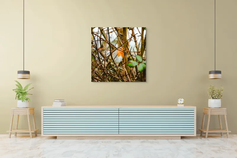 Tablou Canvas, "Măiestria culorilor într-o privire", Pasăre, Roşcată, Ramuri, Frunze, Natură, Camuflare, Grădină, Observare, Calm, Fragilitate, 100 x 100 cm – poza 5