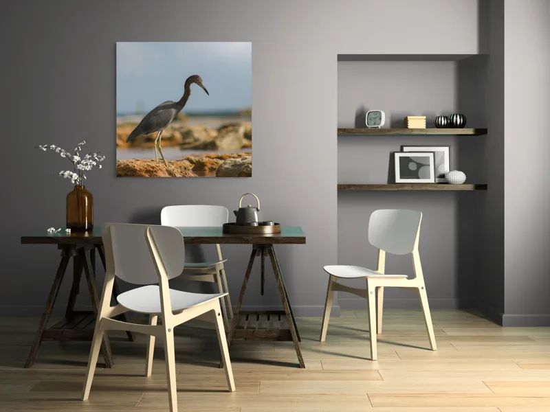 Tablou Canvas, "Egretă solitară pe țărmul pustiu", Solitudine, Serenitate, Pescăruș, Stâncă, Calm, Apă, Cer, Peisaj, 100 x 100 cm – poza 6