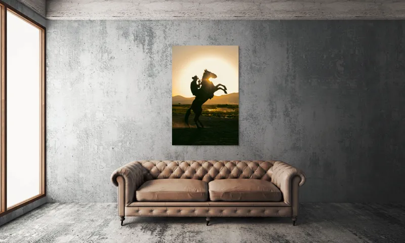 Tablou Canvas, "Călărețul și soarele în amurg", Umbră, Călăreț, Cal, Apus, Siluetă, Munți, Natură, Peisaj, Energie, Aventură, 100 x 150 cm – poza 6
