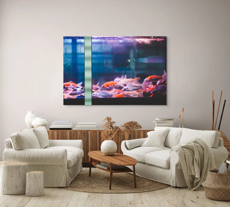 Tablou Canvas, "Dansul peștilor în acvariu colorat", Pestisori, Acvariu, Apa, Lumini, Colorat, Albastru, Portocaliu, Animale, Reflexii, Claritate, 150 x 100 cm – poza 3