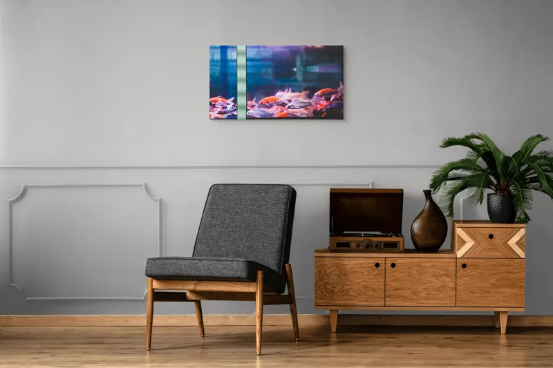 Tablou Canvas, "Dansul peștilor în acvariu colorat", Pestisori, Acvariu, Apa, Lumini, Colorat, Albastru, Portocaliu, Animale, Reflexii, Claritate, 90 x 50 cm – poza 6
