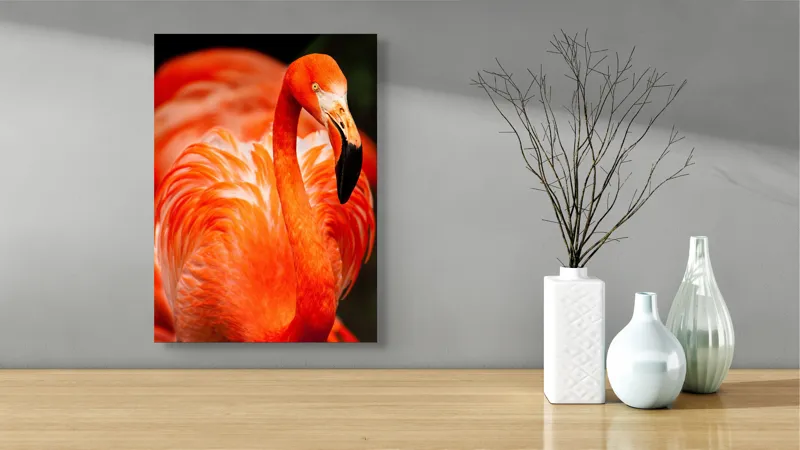 Tablou Canvas, "Grandoarea flamingoului în culori vii", Pene, Portocaliu, Flamingo, Vibrant, Elegant, Grațios, Contrast, Fauna, Natură, Frumusețe, 39 x 54 cm – poza 4