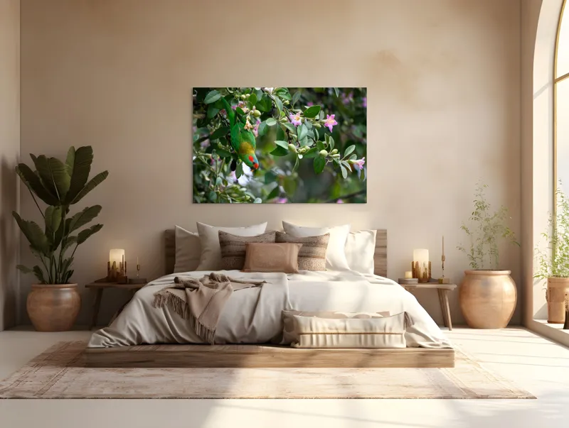 Tablou Canvas, "Papagalul ascuns printre flori roz", Verde, Papagal, Flori, Roz, Frunze, Natură, Ramuri, Frumusețe, Echilibru, Viu, 150 x 100 cm – poza 4