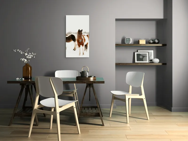Tablou Canvas, "Cai în zăpadă pe câmp deschis", Cai, Zăpadă, Peisaj, Iarnă, Blană, Culoare, Natură, Frumusețe, 50 x 90 cm – poza 4