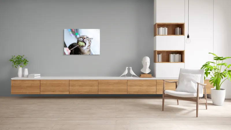 Tablou Canvas, "Pisica savurând o gustare delicioasă", Pisică, Curioasă, Pofticioasă, Delicioasă, Verde, Luminoasă, Jucăușă, Fermoar, Dinamică, Amuzantă, 100 x 70 cm – poza 6
