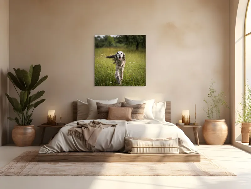 Tablou Canvas, "Câine fericit alergând pe câmp verde", 100 x 100 cm – poza 4