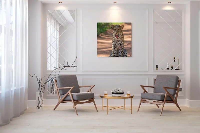 Tablou Canvas, "Leopard odihnindu-se pe potecă însorită", Leopard, Pistrui, Eleganță, Natură, Prădător, Adăpost, Blană, Putere, 100 x 100 cm – poza 7
