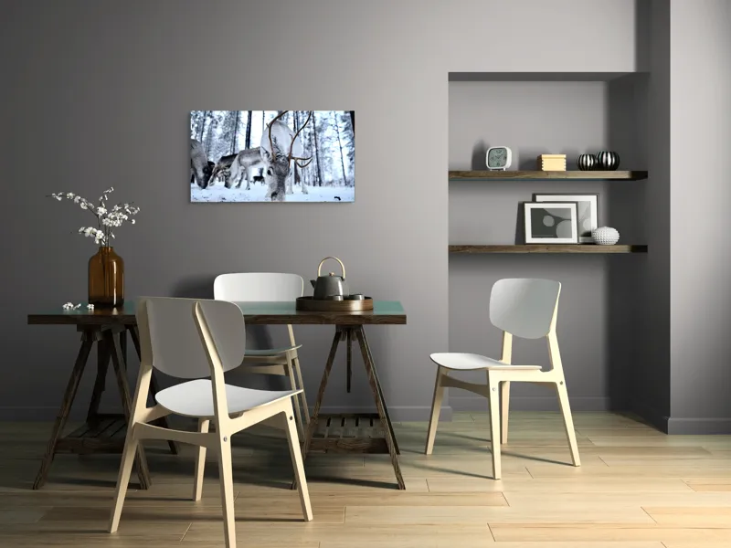 Tablou Canvas, "Renii în căutarea hranei în zăpadă", Ren, Zăpadă, Pădure, Coarne, Iarnă, Animale, Natură, Frig, Nordic, Căutare, 90 x 50 cm – poza 3