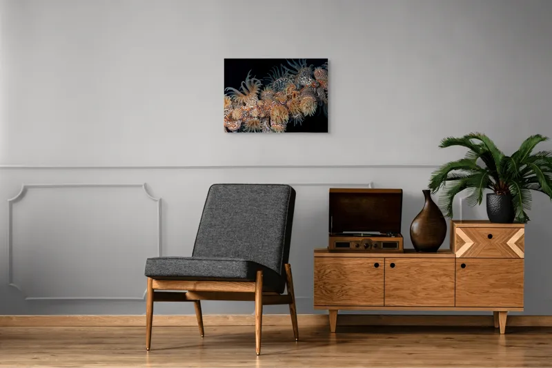 Tablou Canvas, "Coral exotic în adâncuri marine", Tentacule, Model, Subacvatic, Texturi, Contrast, Organism, Vibrant, Detaliu, Exotic, Misterios, 70 x 50 cm – poza 4