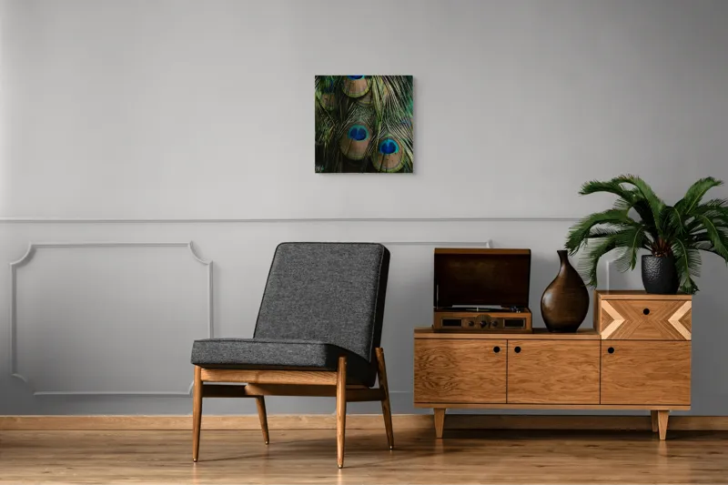 Tablou Canvas, "Ochiul păunului în dansul culorilor", Pene, Colorate, Modele, Detalii, Textura, Frumusete, Albastru, Verde, Natural, Elegant, 50 x 50 cm – poza 6