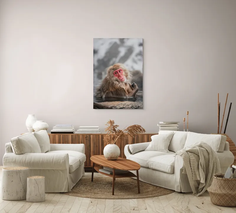 Tablou Canvas, "Macac japonez relaxându-se în apă termală", Blană, Zăpadă, Ape, Privire, Singurătate, 70 x 100 cm – poza 4