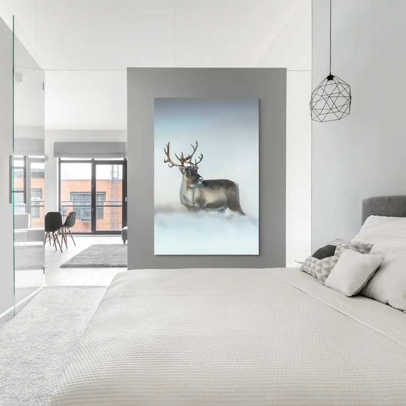 Tablou Canvas, "Rena pe câmpul de zăpadă.", Ren, Zăpadă, Cer, Frig, Natură, Animale, Iarnă, 100 x 150 cm – poza 5