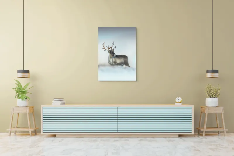 Tablou Canvas, "Rena pe câmpul de zăpadă.", Ren, Zăpadă, Cer, Frig, Natură, Animale, Iarnă, 70 x 100 cm – poza 5