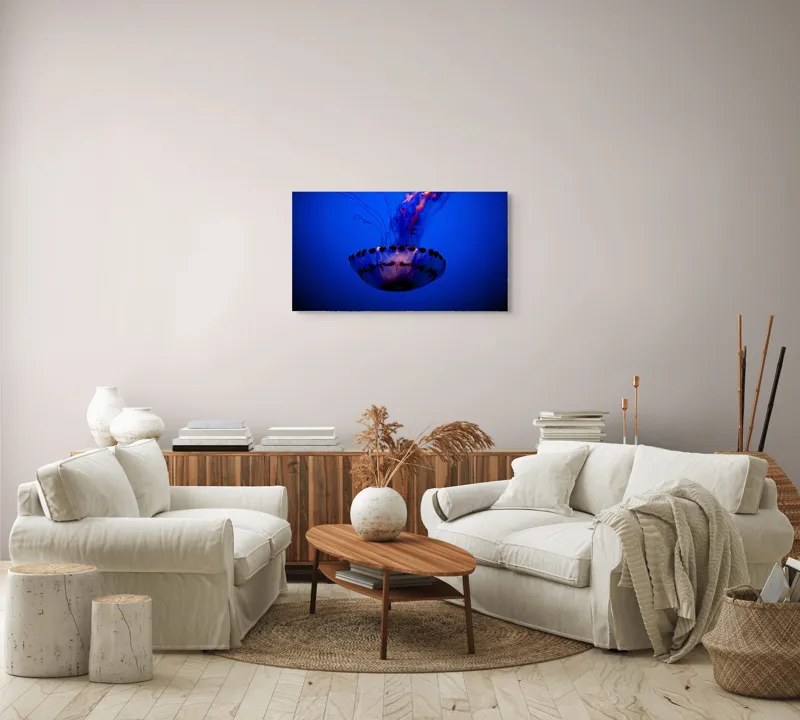 Tablou Canvas, "Meduza dansând în albastrul oceanului", Meduză, Lumină, Albastru, Frumusețe, Ocean, Grație, Mister, Eleganță, Tentacule, Natură., 90 x 50 cm – poza 4