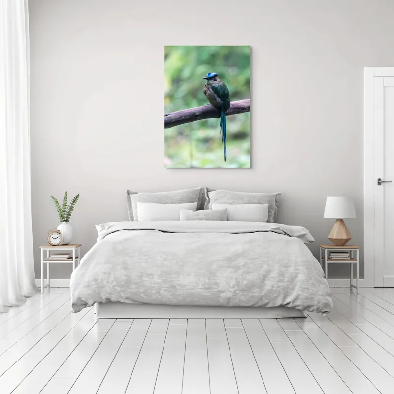 Tablou Canvas, "Pasărea cu creastă albastră pe creangă", Pasăre, Ramură, Penaj, Colorat, Coada, Lungă, Verde, Natură, Pădure, Exotism, 70 x 100 cm – poza 3