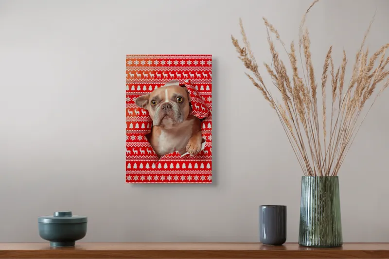 Tablou Canvas Bulldog surpriză de Crăciun, Câine Adorabil, 26 x 39 cm – poza 5