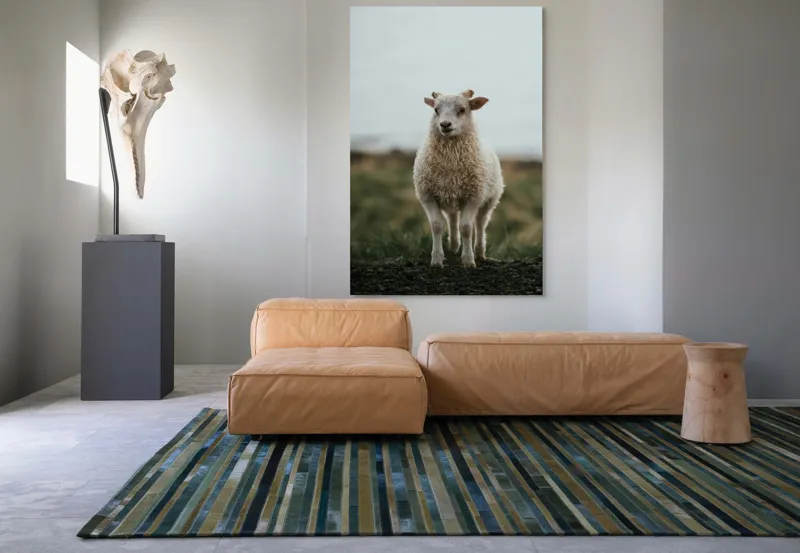Tablou Canvas, "Mielul pe dealul înverzit", Pufos, Blând, Miel, Natura, Hornuri, Verde, Noroi, Cer, Singuratic, Tacut, 100 x 150 cm – poza 7