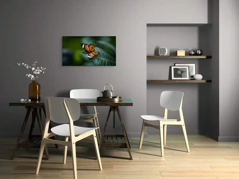 Tablou Canvas, "Fluturele pe frunze verzi lucioase", Fluture, Portocaliu, Delicat, Frunze, Natură, Aripioare, Contrast, Grădină, Viu, Detaliu, 90 x 50 cm – poza 3