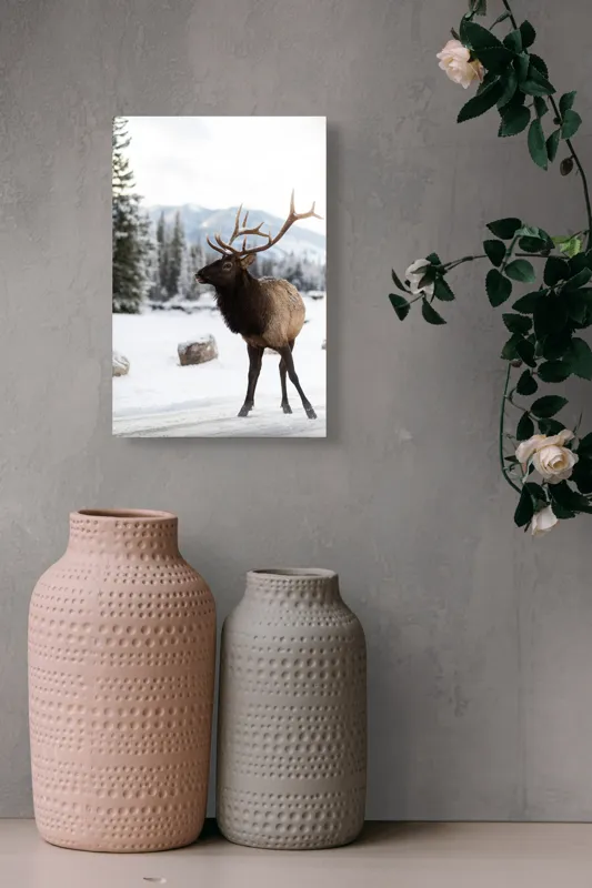 Tablou Canvas, "Elanul în peisaj montan de iarnă", Cerb, Zăpadă, Pădure, Munți, Iarnă, Antlers, Natură, Culoare, Frig, Calm, 26 x 39 cm – poza 6