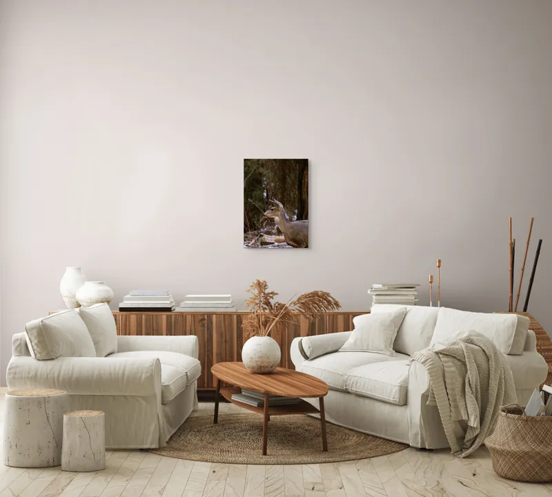 Tablou Canvas, "Căprioară printre copaci de iarnă", Cerb, Pădure, Natură, Blană, Vânătoare, Sălbăticie, Pașnic, Tăcut., 39 x 54 cm – poza 5