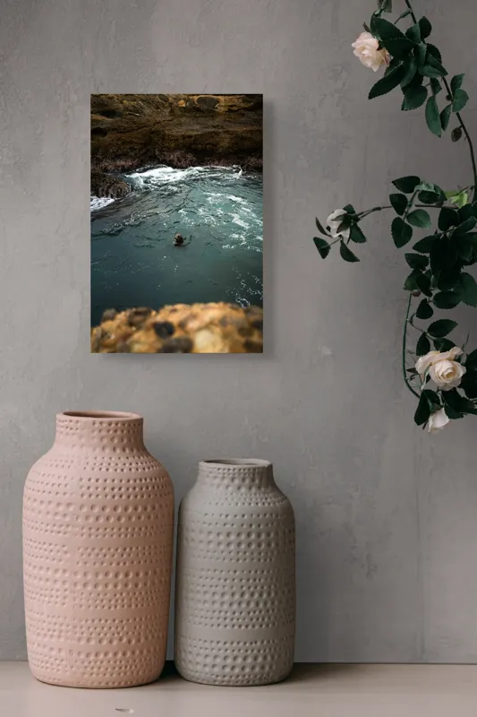 Tablou Canvas, "Foca în apele oceanului liniștite", Ocean, Focă, Valuri, Stânci, Apă, Natură, Liniște., 26 x 39 cm – poza 6