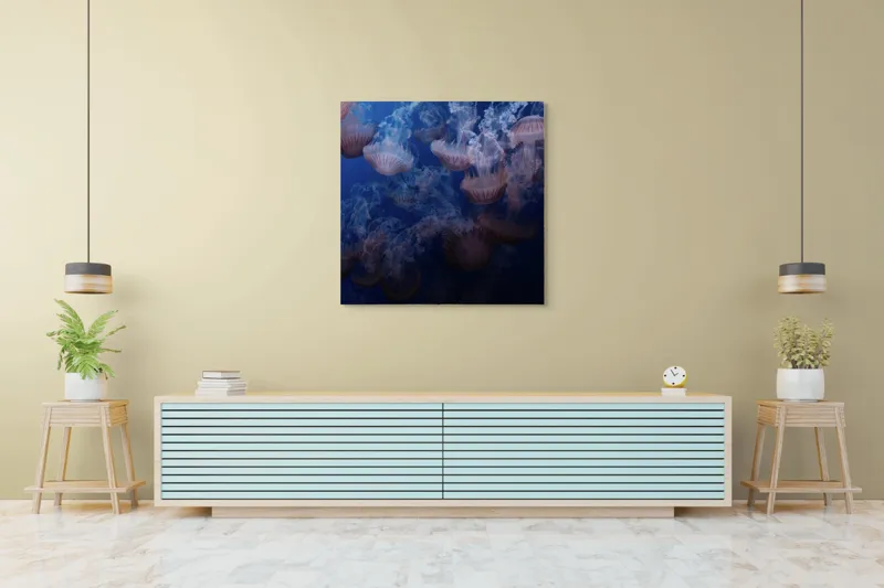 Tablou Canvas, "Dansul grațios al meduzelor colorate", Eteric, Grațios, Albastru, Misterios, Acvatic, Delicat, Fluid, Lumină, Vibrant, Calm, 100 x 100 cm – poza 5