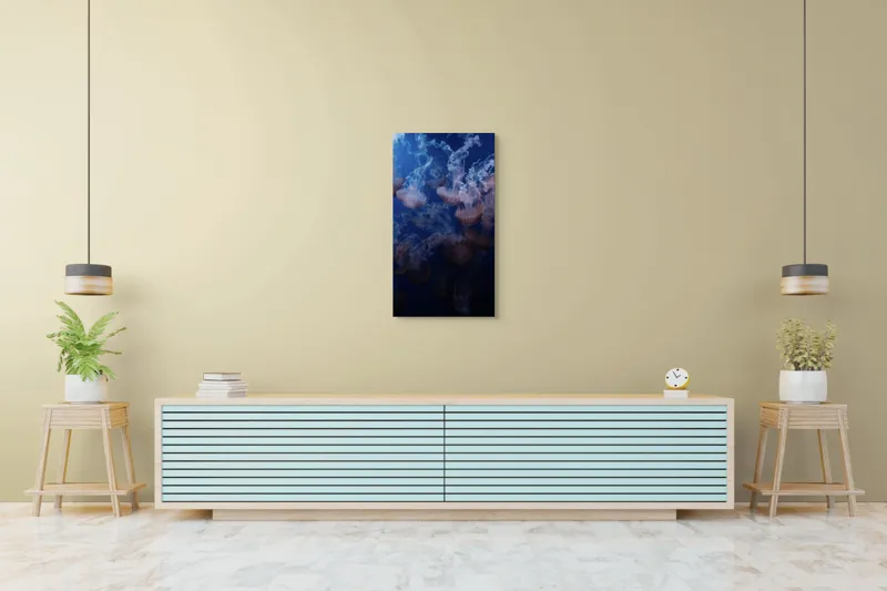 Tablou Canvas, "Dansul grațios al meduzelor colorate", Eteric, Grațios, Albastru, Misterios, Acvatic, Delicat, Fluid, Lumină, Vibrant, Calm, 50 x 90 cm – poza 6