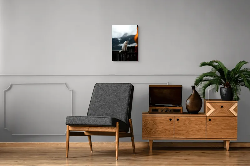 Tablou Canvas, "Pisica albă în munți înzăpeziți", Pisică, Albă, Balustradă, Munți, Nori, Peisaj, Calm, Rece, Frumusețe, Natural., 39 x 54 cm – poza 8
