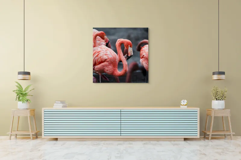 Tablou Canvas, "Flamingo grațiosi în dansul dimineții", Grație, Eleganță, Roz, Pene, Flamingo, Natură, Calm, Frumusețe, Armonie, Culoare, 100 x 100 cm – poza 5