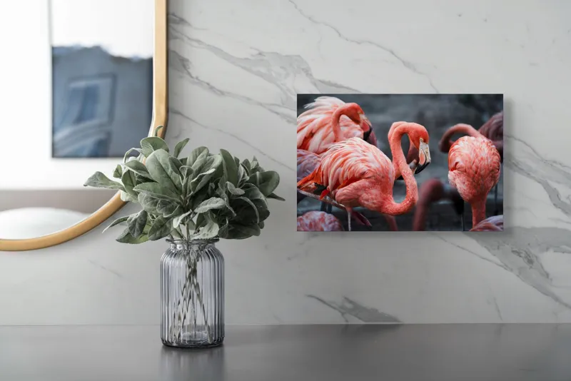 Tablou Canvas, "Flamingo grațiosi în dansul dimineții", Grație, Eleganță, Roz, Pene, Flamingo, Natură, Calm, Frumusețe, Armonie, Culoare, 39 x 26 cm – poza 5