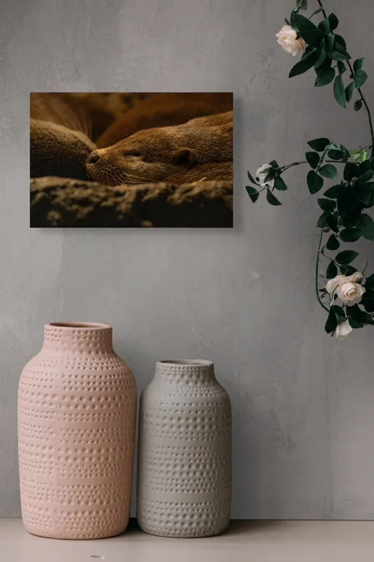 Tablou Canvas, "Vidre odihnindu-se în cuibul lor", Somn, Liniște, Blană, Întuneric, Odihnă, Cald, Relaxare, Natură, Putere, Visare, 39 x 26 cm – poza 4