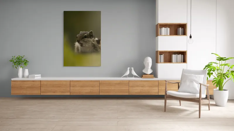 Tablou Canvas, "Pârșul surprins în mijlocul poveștii", Veveriță, Alertă, Blană, Ochi, Natură, Verde, Curiozitate, Whisper, 100 x 150 cm – poza 8