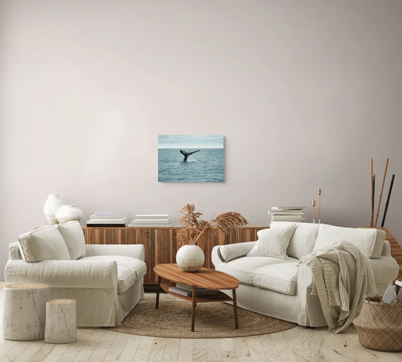 Tablou Canvas, "Coada impunătoare a balenei albastre", Ocean, Balena, Coada, Valuri, Cer, Liber, Apă, Natură., 54 x 39 cm – poza 5