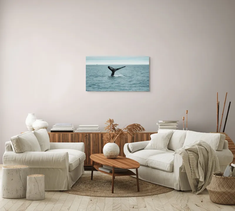 Tablou Canvas, "Coada impunătoare a balenei albastre", Ocean, Balena, Coada, Valuri, Cer, Liber, Apă, Natură., 90 x 50 cm – poza 4
