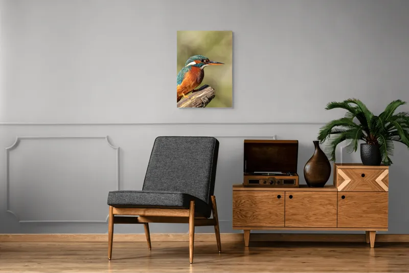 Tablou Canvas, "Pescarus albastru pe ramura toamnei", Pasăre, Albastră, Portocalie, Cioc Ascuțit, Pe Ramură, Plină De Viață, Natură, Frumusețe, Penaj Lucios, 50 x 70 cm – poza 8
