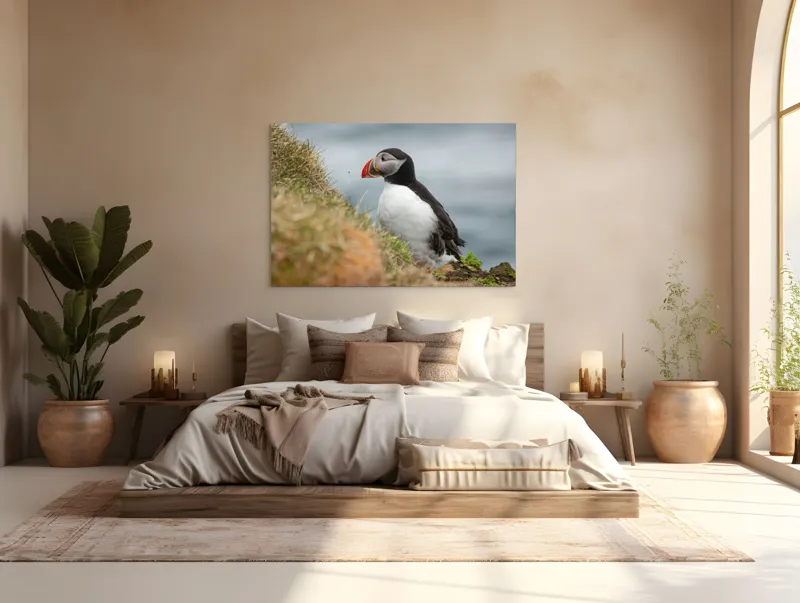 Tablou Canvas, "Papagal de mare pe stâncă verde", Pinguin, Iarbă, Clif, Ocean, Cioc, Aripi, Blană., 150 x 100 cm – poza 4
