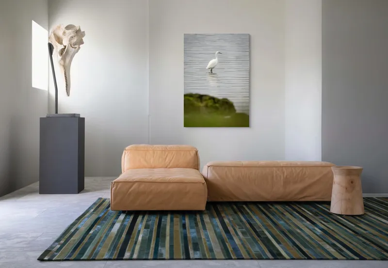 Tablou Canvas, "Egreta solitară pe lac liniștit", Pasăre, Apă, Reflecție, Stânci, Tranquilitate, Natură, Eleganță, 70 x 100 cm – poza 7