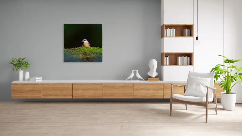 Tablou Canvas, "Taina vieții pe ramura verde", Pasăre, Molid, Mușchi, Verde, Pene, Natural, Seren, Tihnă, Observare, Liniște, 100 x 100 cm – poza 8