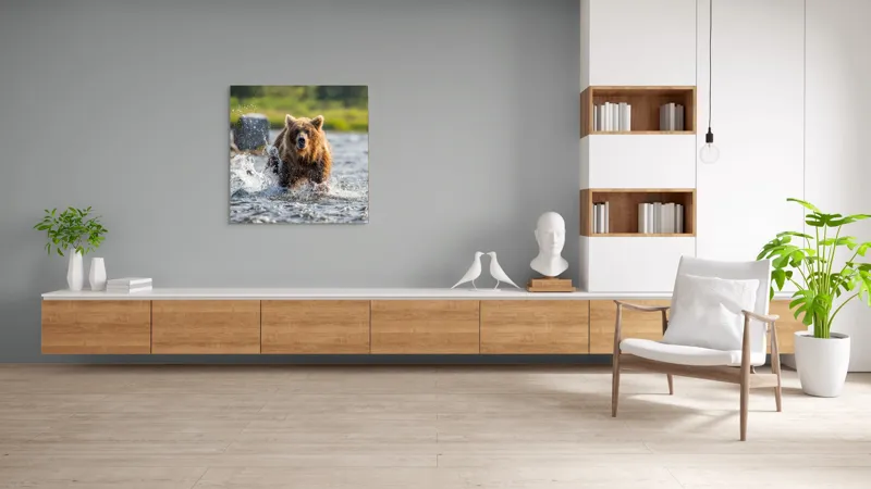 Tablou Canvas, "Ursul în bătaia valurilor repezi", Apă, Urs, Sălbăticie, Natură, Aventurează, Stropi, Putere, Concentrare, Culoare, 100 x 100 cm – poza 8