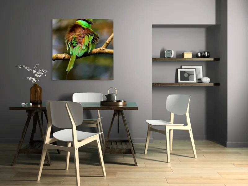 Tablou Canvas, "Splendoarea păsării în pădurea tropicală", Pasăre, Colorată, Vibrantă, Pene, Verde, Ramură, Natură, Elegantă, Exotică, Frumusețe, 100 x 100 cm – poza 6
