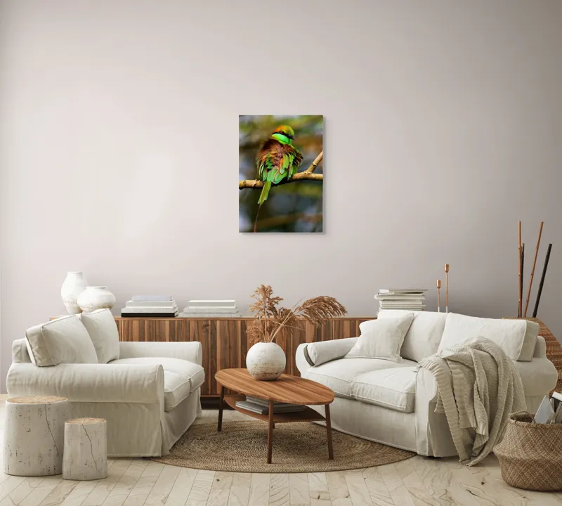 Tablou Canvas, "Splendoarea păsării în pădurea tropicală", Pasăre, Colorată, Vibrantă, Pene, Verde, Ramură, Natură, Elegantă, Exotică, Frumusețe, 50 x 70 cm – poza 4