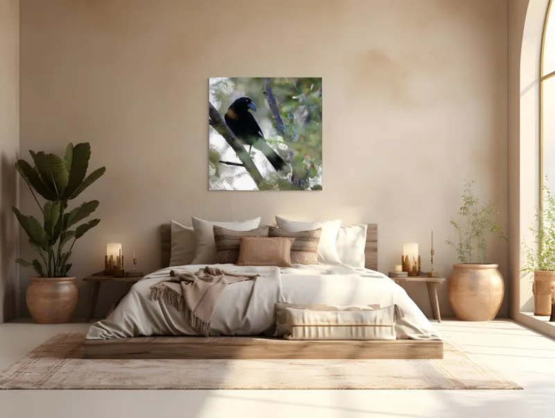Tablou Canvas, "Pasărea misterioasă pe ramura ascunsă", Negru, Cioc-Albastru, Penaj, Copac, Natură, Privire, Ochi-Galben, Ramură, Frunziș, 100 x 100 cm – poza 4