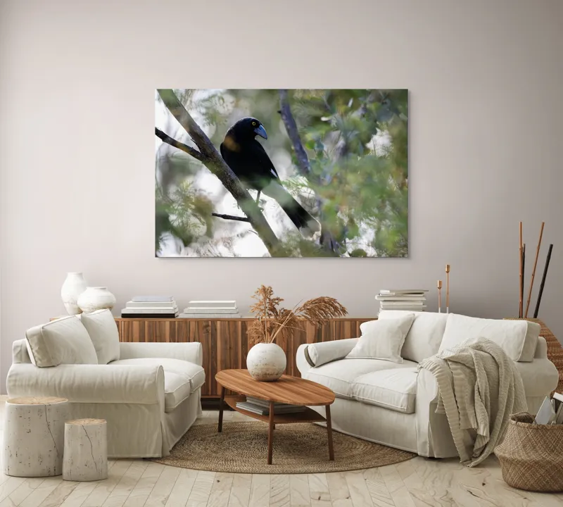Tablou Canvas, "Pasărea misterioasă pe ramura ascunsă", Negru, Cioc-Albastru, Penaj, Copac, Natură, Privire, Ochi-Galben, Ramură, Frunziș, 150 x 100 cm – poza 3