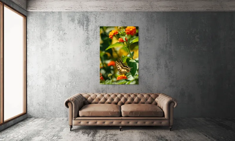 Tablou Canvas, "Fluture grațios pe flori portocalii", Fluture, Aripi, Floare, Portocaliu, Verde, Vreme, Soare, Natura, Frumusete, Gratie, 100 x 150 cm – poza 6