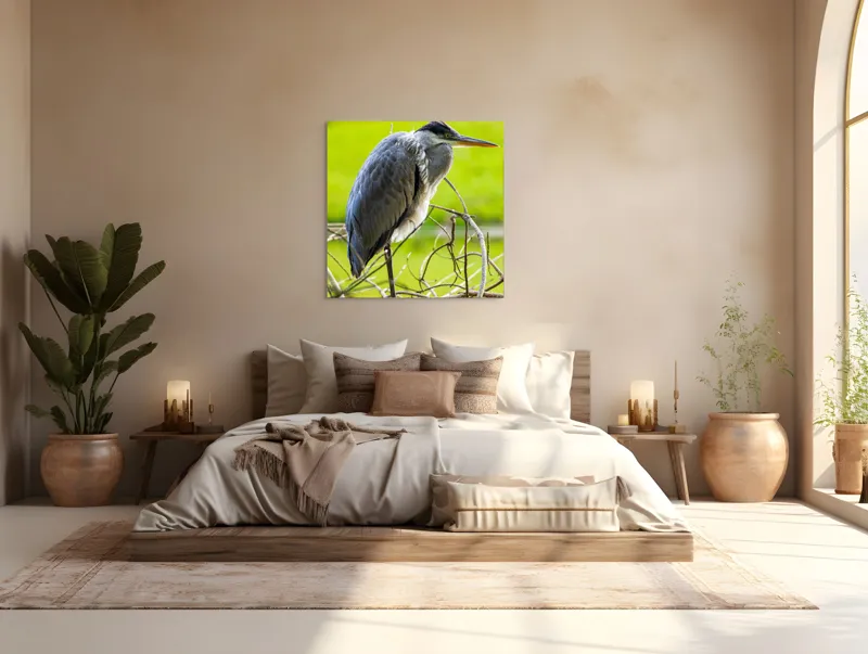 Tablou Canvas, "Egreta în așteptarea prăzii", Pasăre, Stuf, Pene, Gât-Lung, Ochi, Cioc, Ramură, Verde, Natură., 100 x 100 cm – poza 4