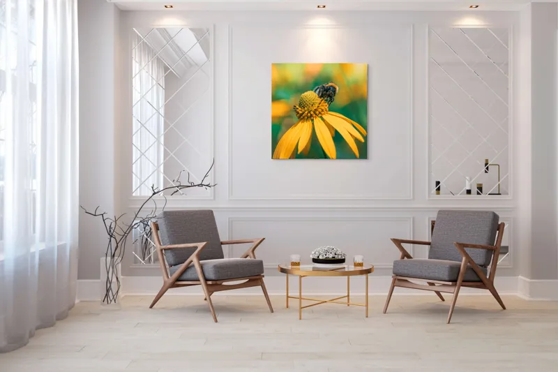 Tablou Canvas, "Albină pe petale aurii ale verii", Albina, Floare, Galben, Natură, Detaliu, Blând., 100 x 100 cm – poza 7